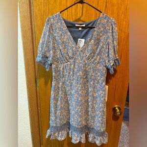 Women’s blue floral knee length Mimi Chica dress